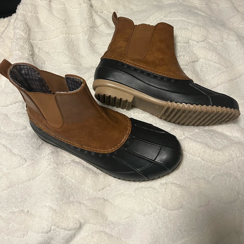 Magellan Outdoors Duck Boots